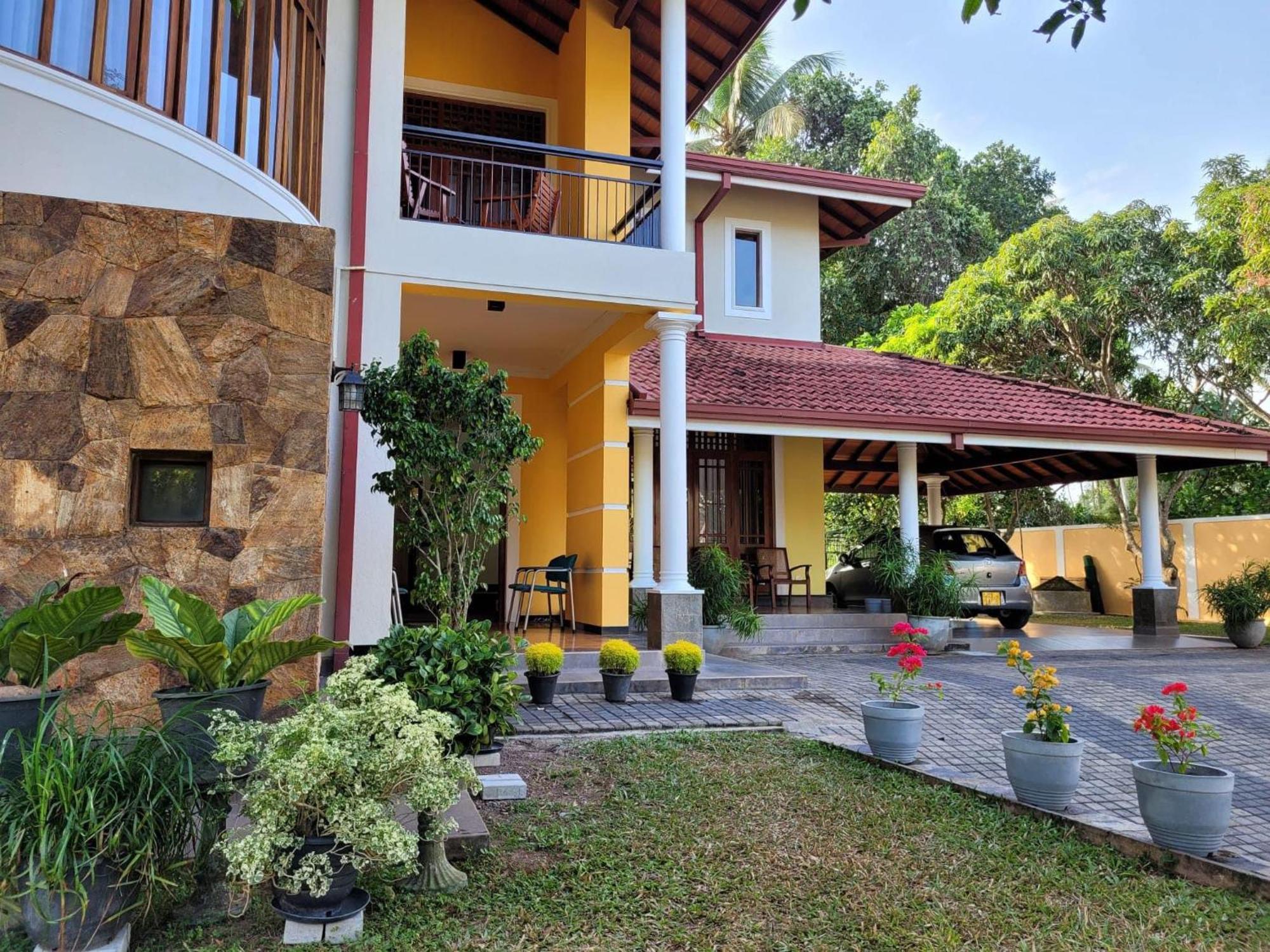 Bigcity Villa - Airport Transit Hotel Katunayaka Extérieur photo