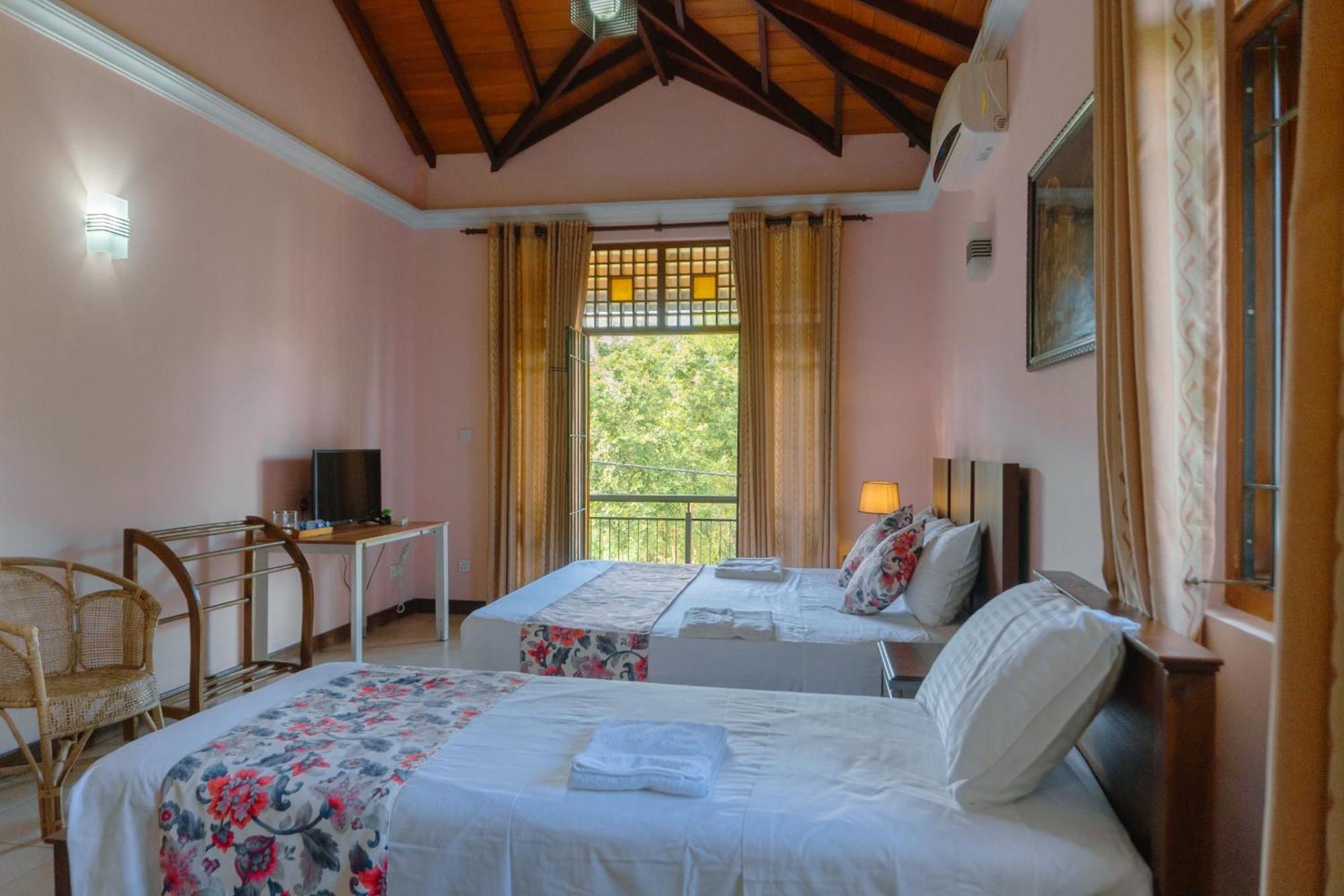 Bigcity Villa - Airport Transit Hotel Katunayaka Extérieur photo