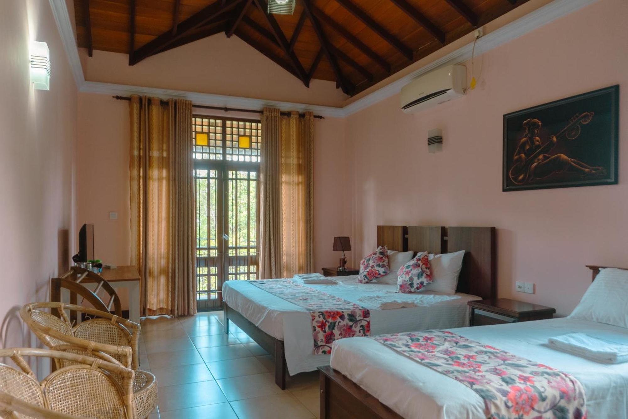 Bigcity Villa - Airport Transit Hotel Katunayaka Extérieur photo