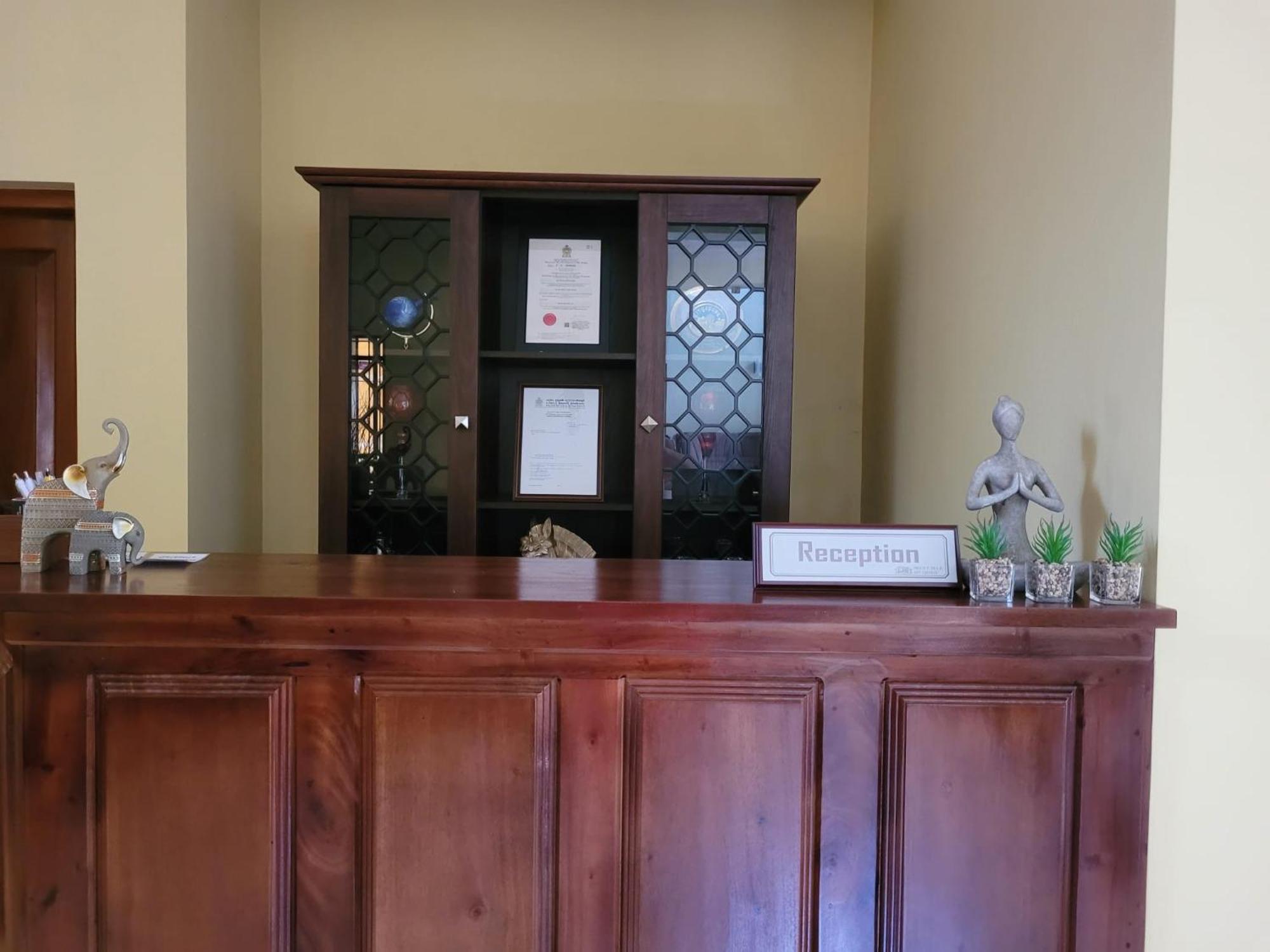 Bigcity Villa - Airport Transit Hotel Katunayaka Extérieur photo