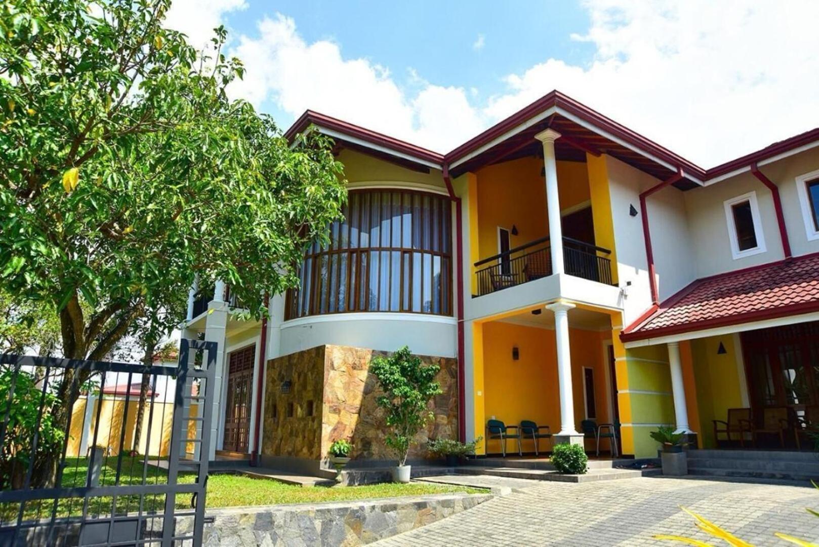 Bigcity Villa - Airport Transit Hotel Katunayaka Extérieur photo