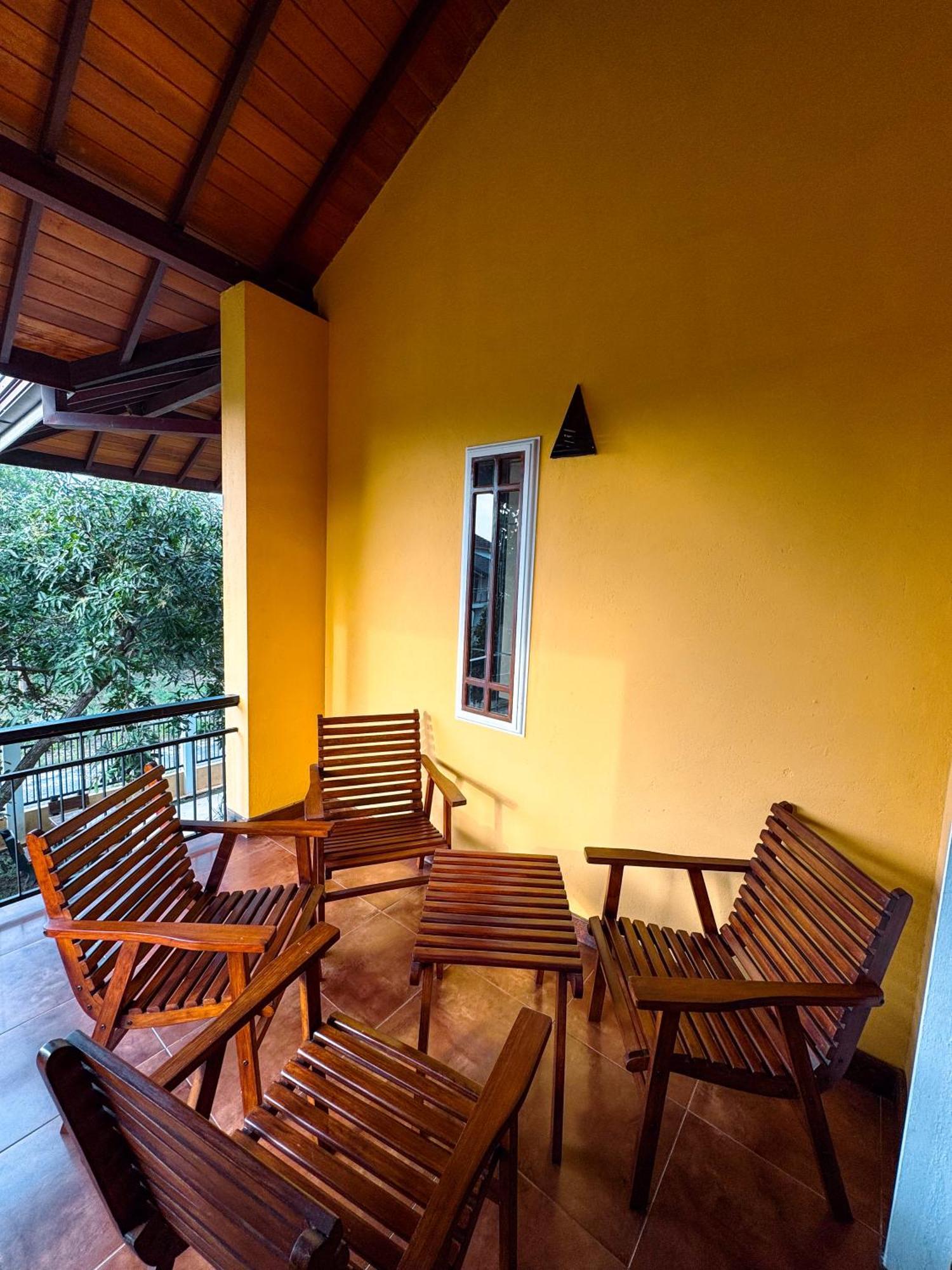 Bigcity Villa - Airport Transit Hotel Katunayaka Extérieur photo